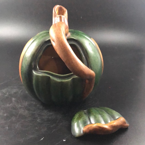 Teapot - Picture 5 of 8